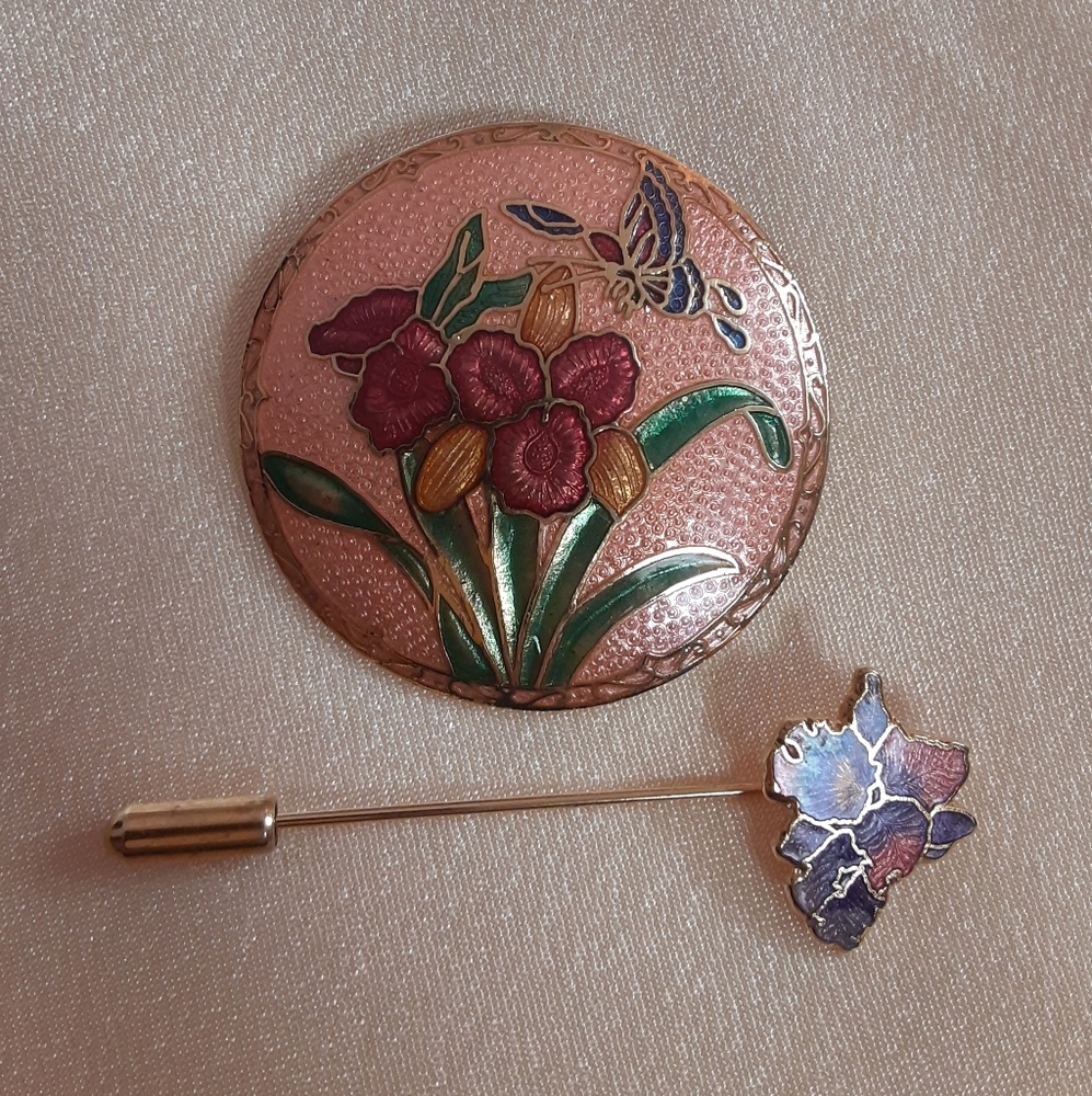 Vintage Cloisonne brooch and hat pin set